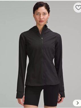 Lululemon mist over windbreaker
